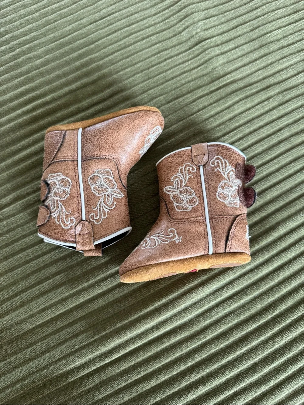 Boot Barn baby booties